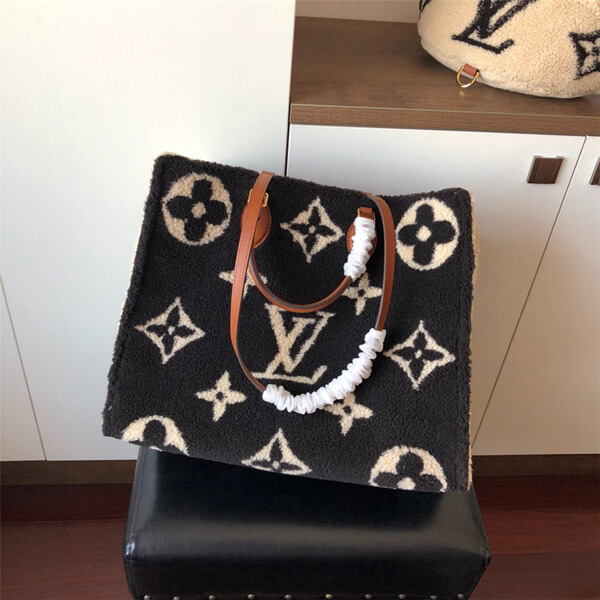 2020 新作 ルイヴィトン 激安 バッグ TEDDY ONTHEGO テディ ジャイアントモノグラムオンザゴー M55420